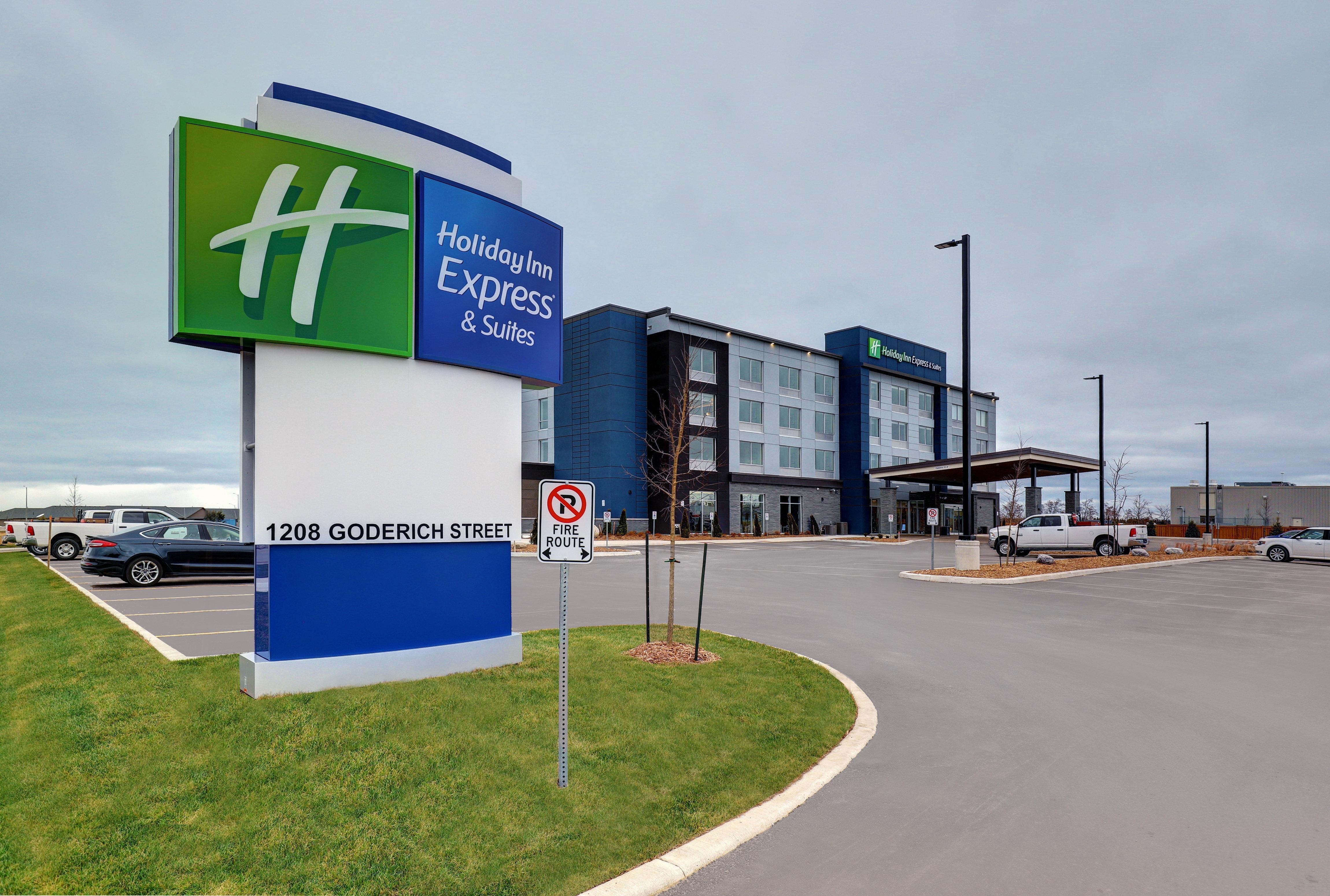 Holiday Inn Express & Suites - Port Elgin Eksteriør billede