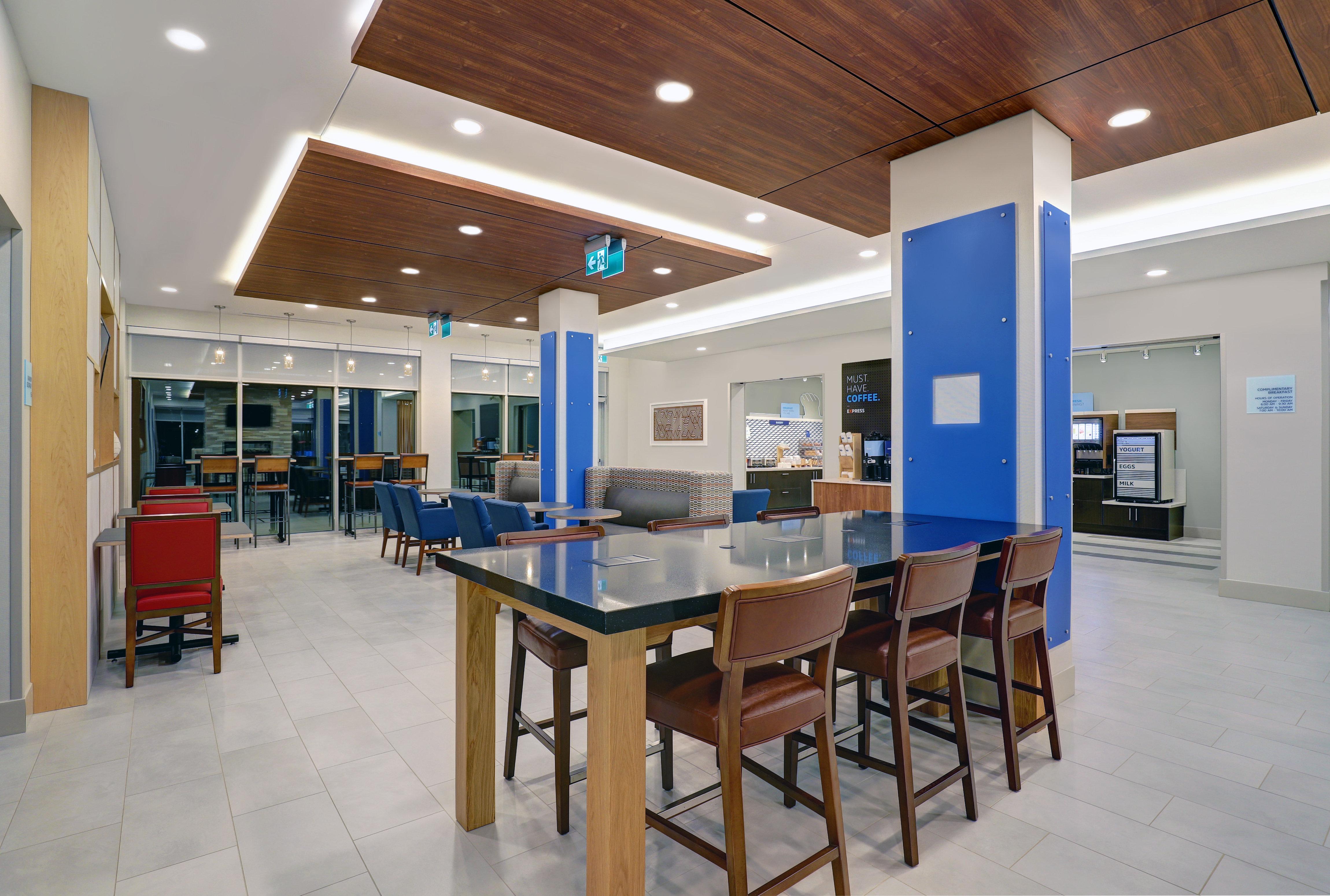 Holiday Inn Express & Suites - Port Elgin Eksteriør billede
